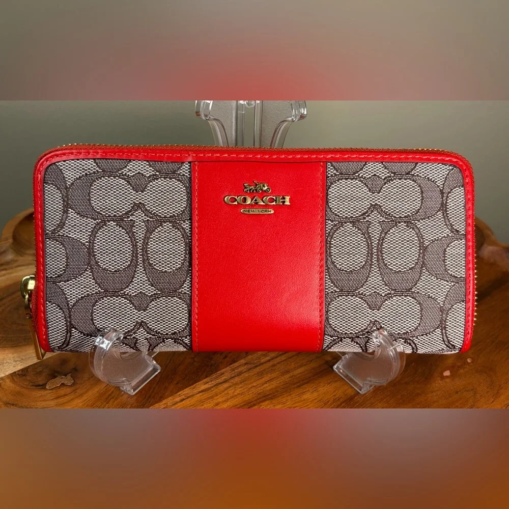 Coach Signature Jacquard Red Leather Slim Accordion Wallet C5731B Like New